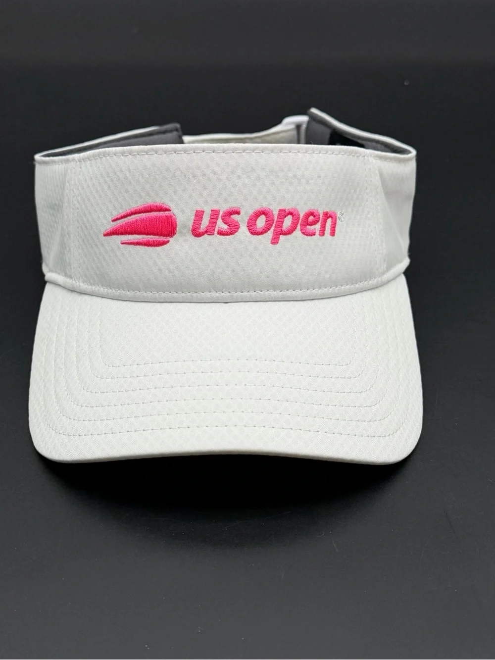 US Open Tennis Women Under Armour White Visor Hat Pink Embroidered Logo